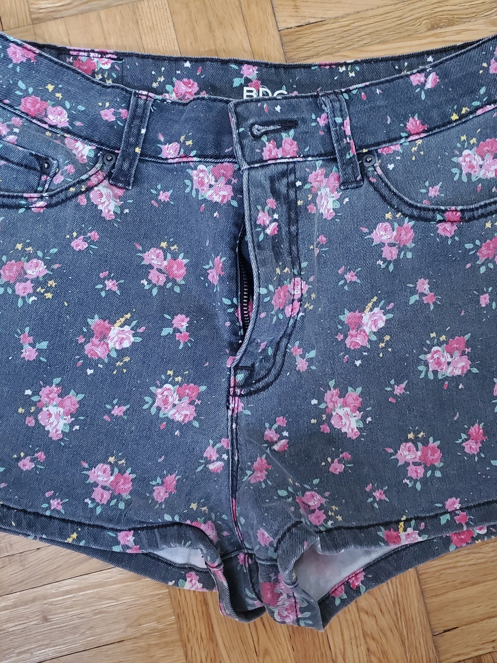 BDG Floral Print Women's Denim Shorts - Pink on Charcoal